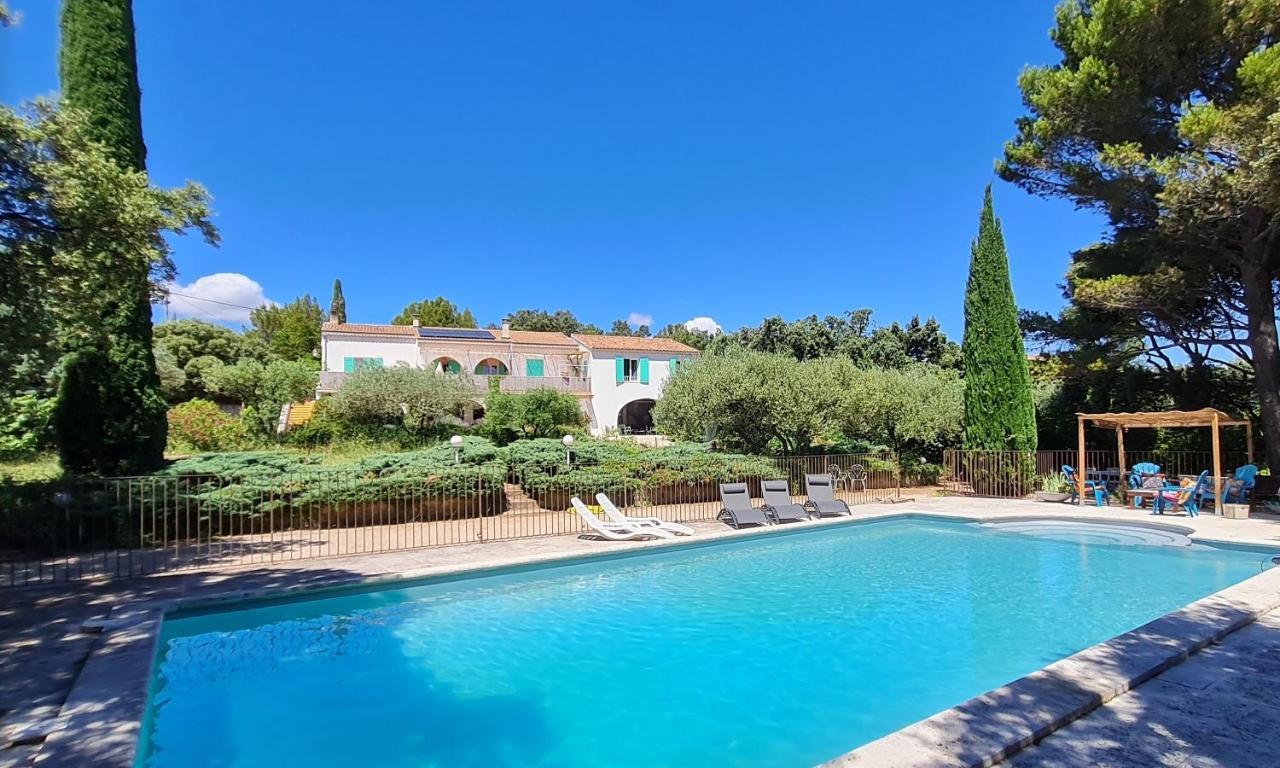 Готель Domaine Colibri En Provence Pujaut Екстер'єр фото