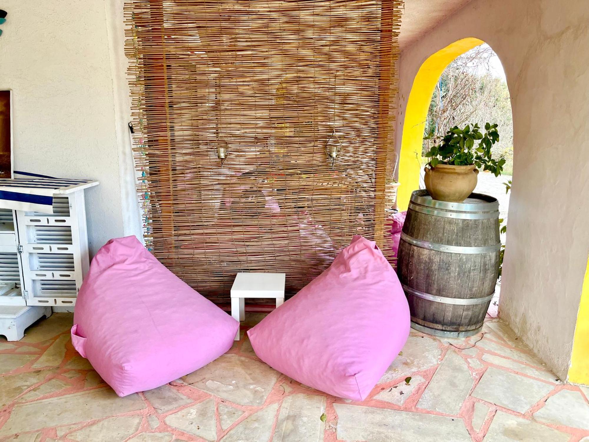 Готель Domaine Colibri En Provence Pujaut Екстер'єр фото